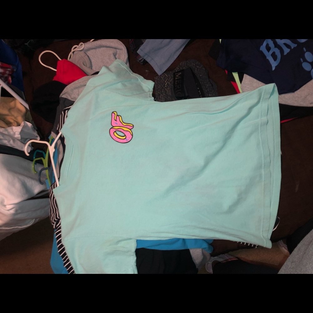 Tee shirt